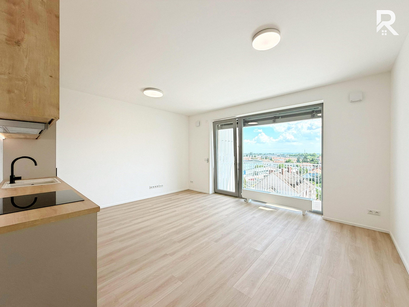Pronájem bytu 1+kk 31 m² — photo 4