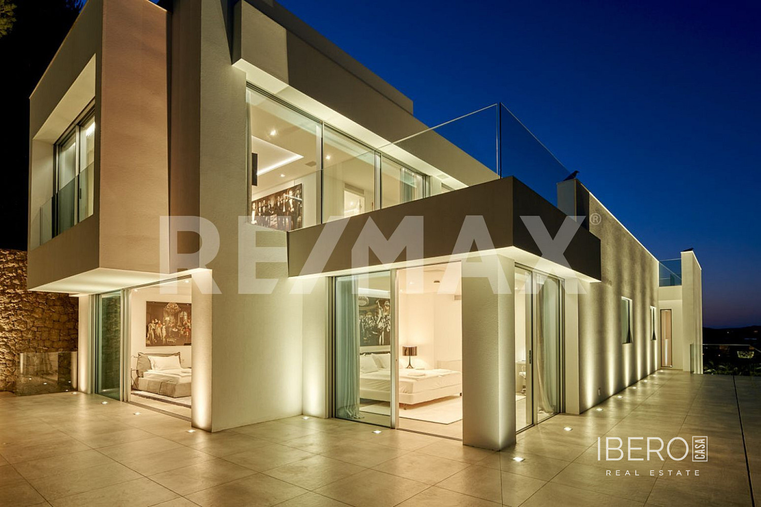 Prodej domu 690 m² s pozemkem 1 500 m²