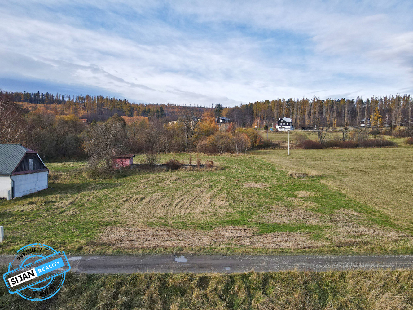 Prodej stavebního pozemku 1 840 m²