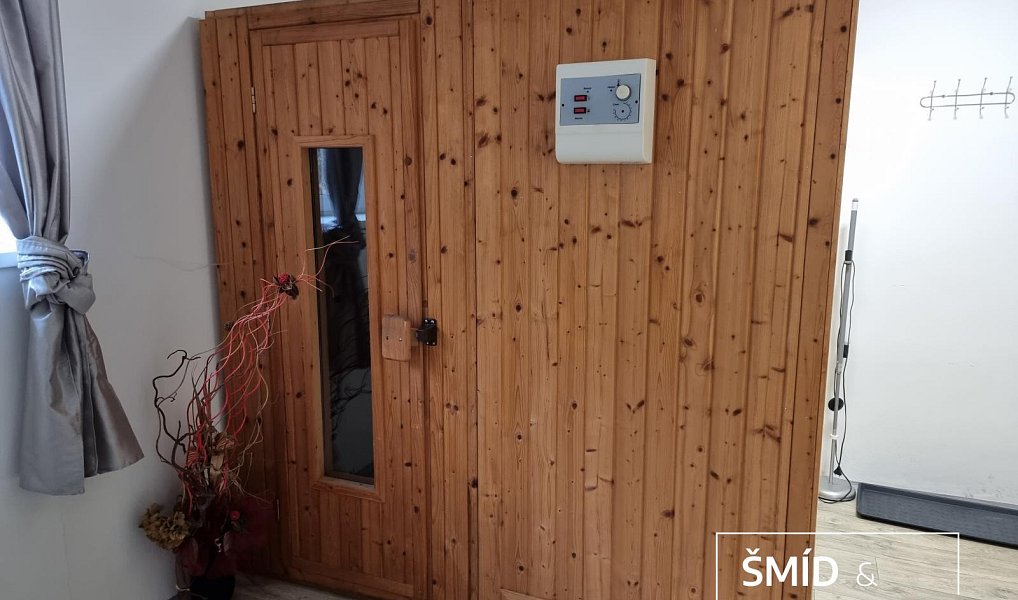 Prodej ubytovacího objektu 828 m², Světlá nad Sázavou – náhled fotky 13