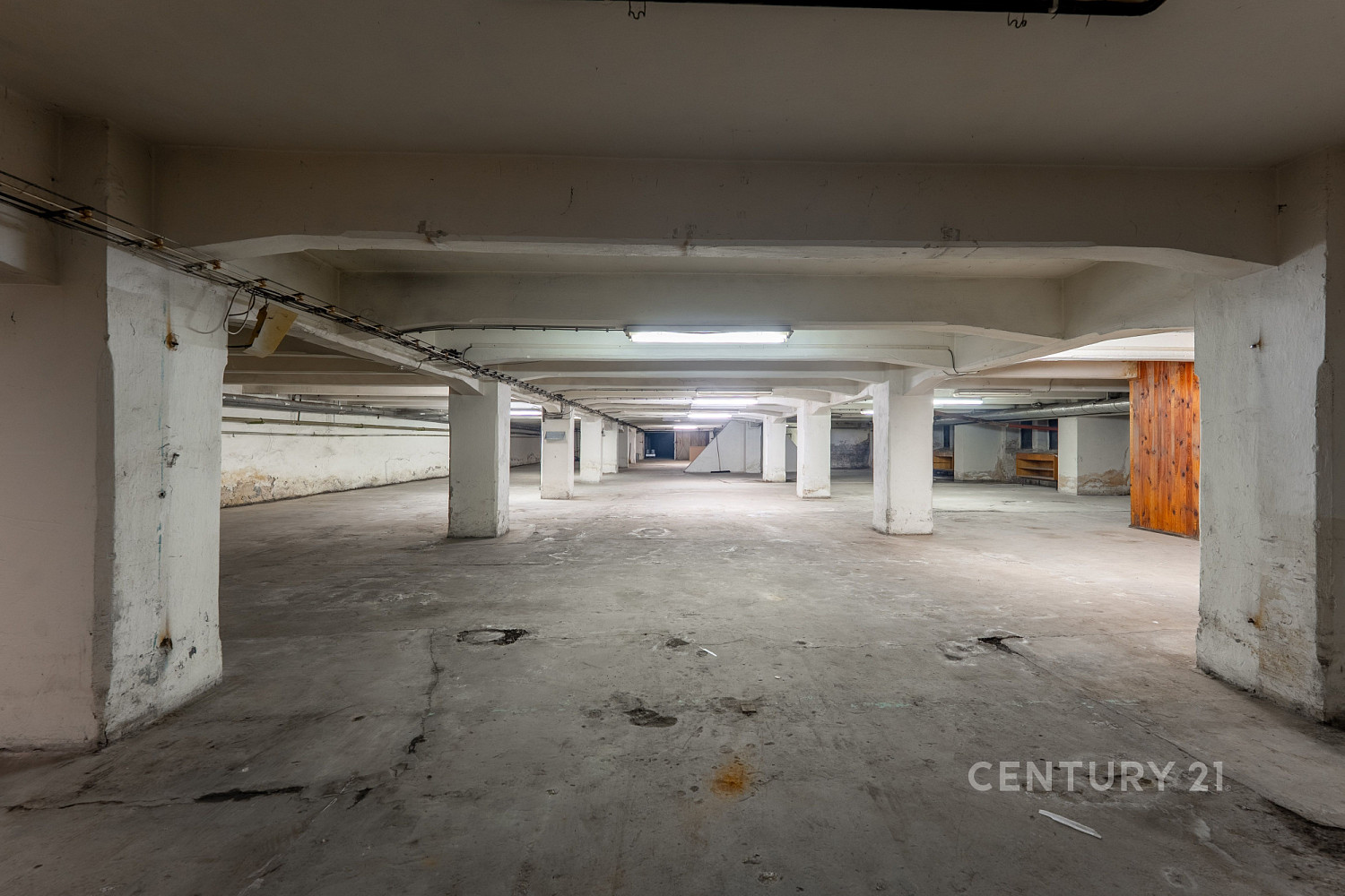 Pronájem skladovacích prostor 700 m² – fotografie 2