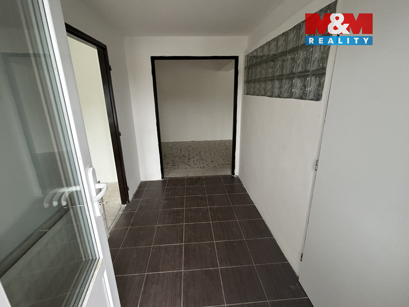 Pronájem kanceláře 108 m² — photo 2