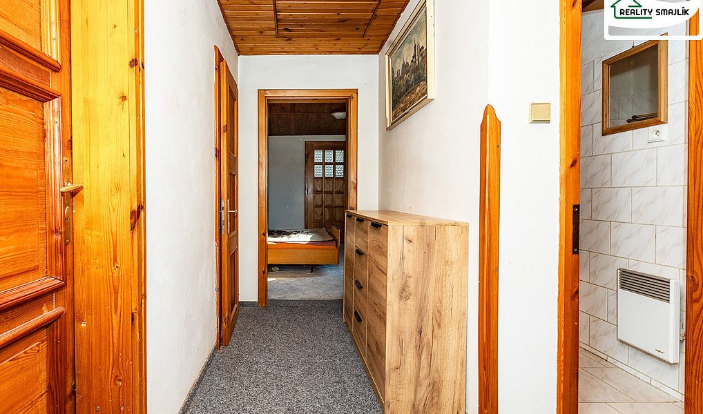 Prodej domu 180 m² s pozemkem 1 487 m², Skalná – náhled fotky 22