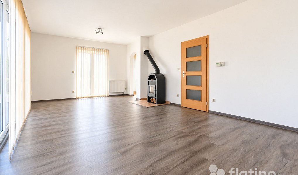 Prodej domu 129 m² s pozemkem 336 m², Praha – náhled fotky 3