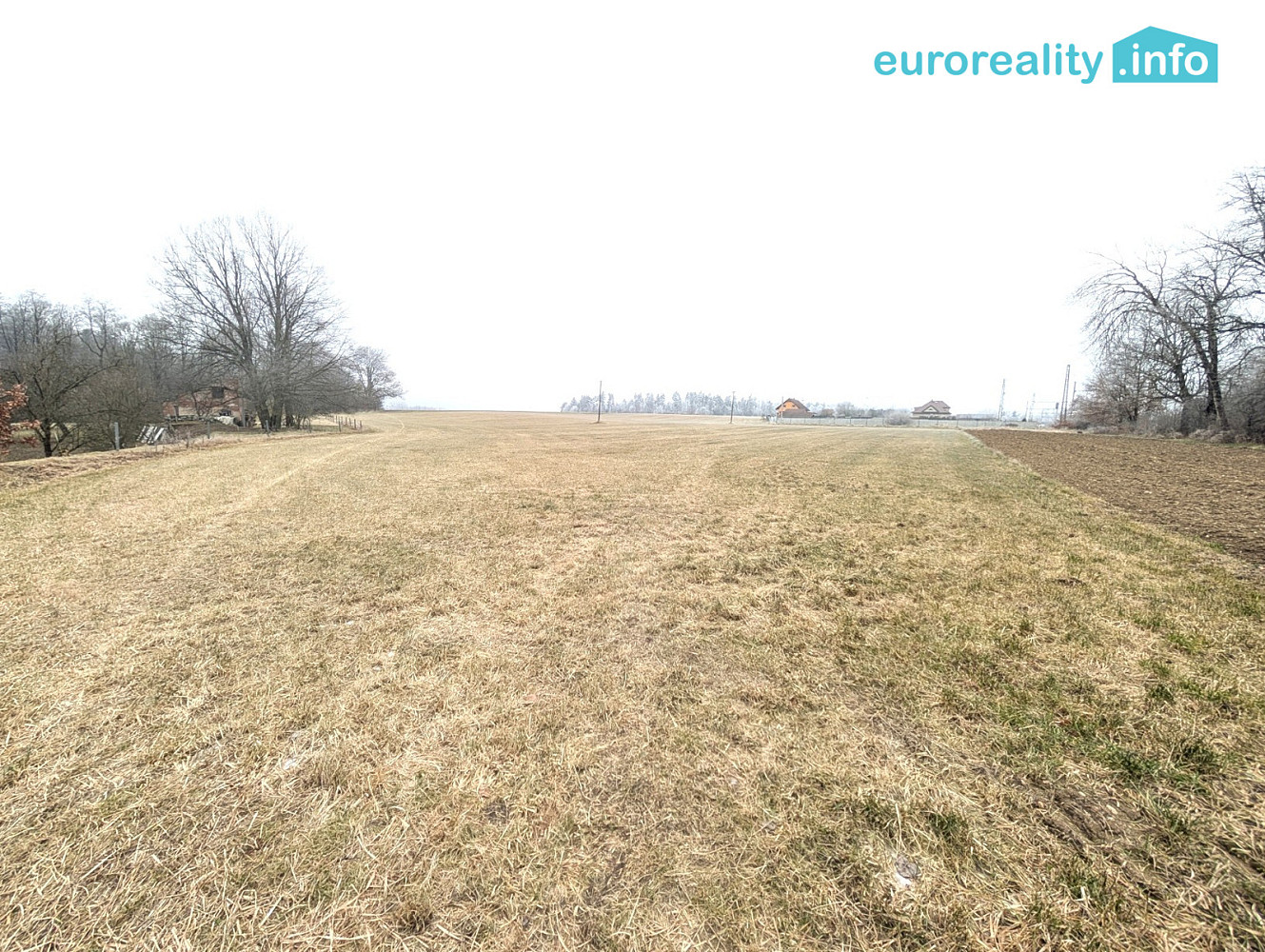 Prodej stavebního pozemku 10 576 m² – fotografie 2