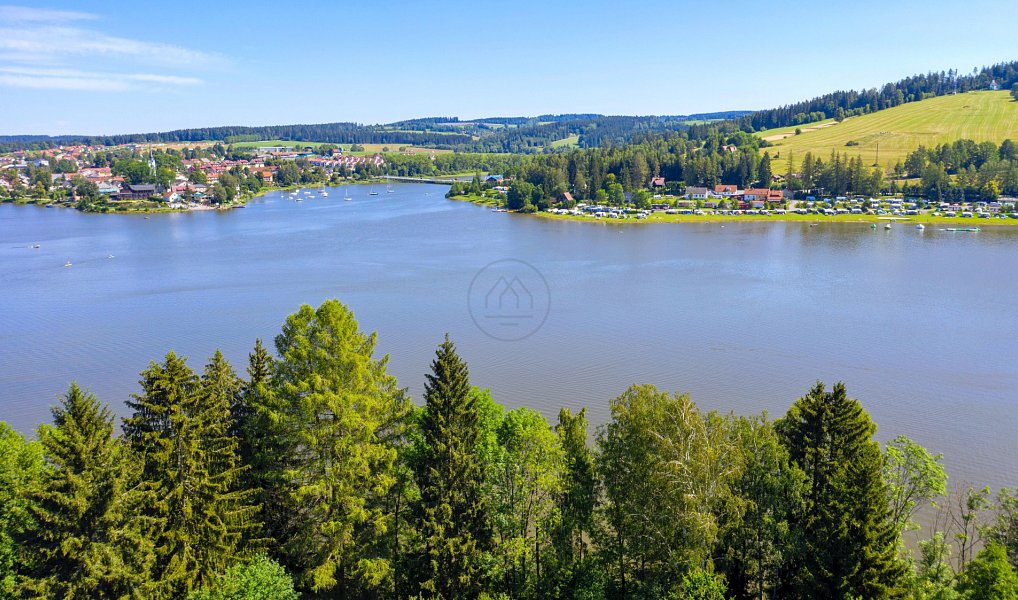 Prodej stavebního pozemku 2 107 m², Přední Výtoň – náhled fotky 2