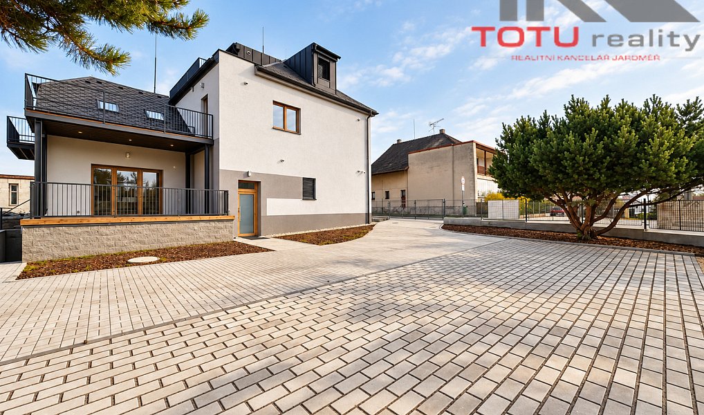 Pronájem bytu 3+kk 74 m², Černožice – náhled fotky 4
