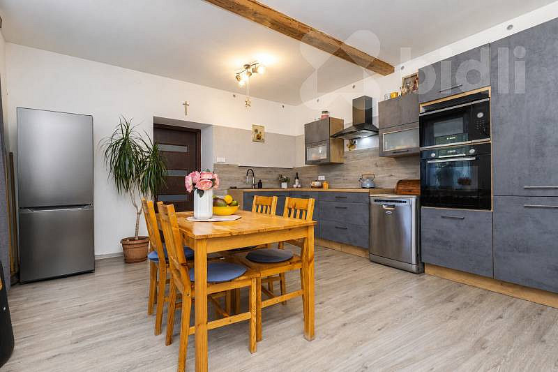 Prodej domu 95 m² s pozemkem 361 m²