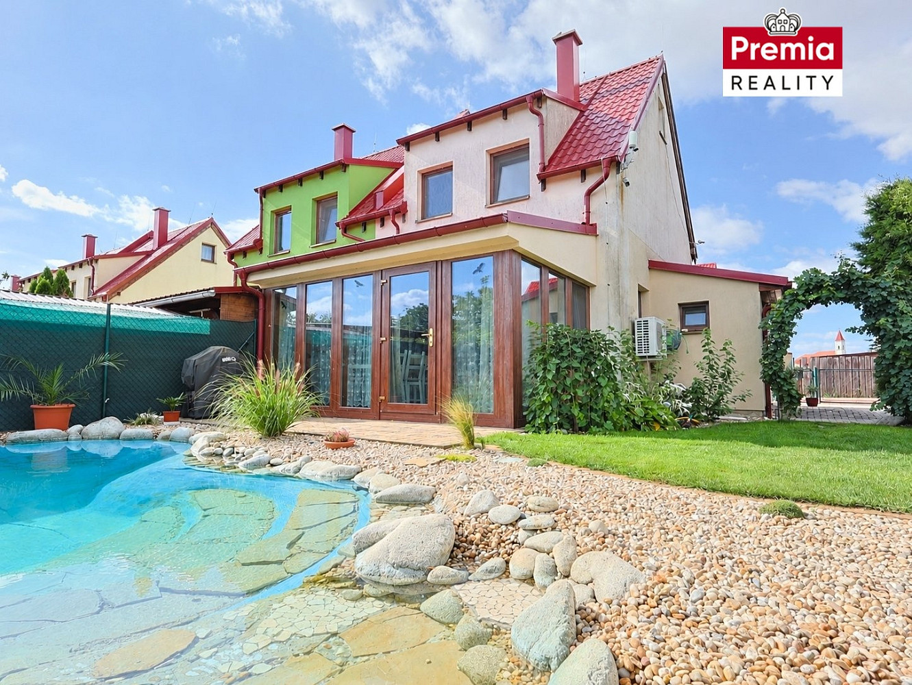Prodej domu 122 m² s pozemkem 337 m²