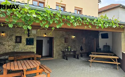 Vinný sklep s rozestavěným ubytováním, Novosedly, okres Břeclav