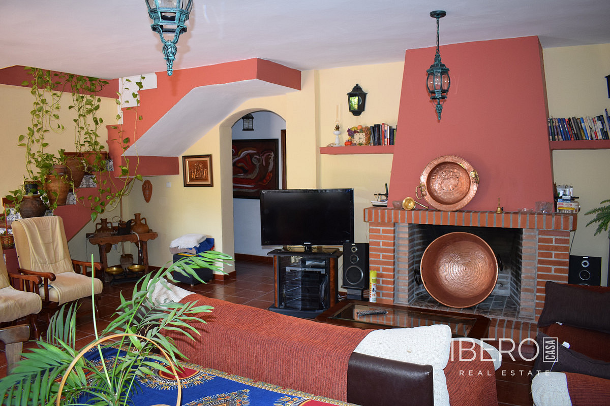 Prodej domu 160 m² s pozemkem 8 000 m² — photo 4
