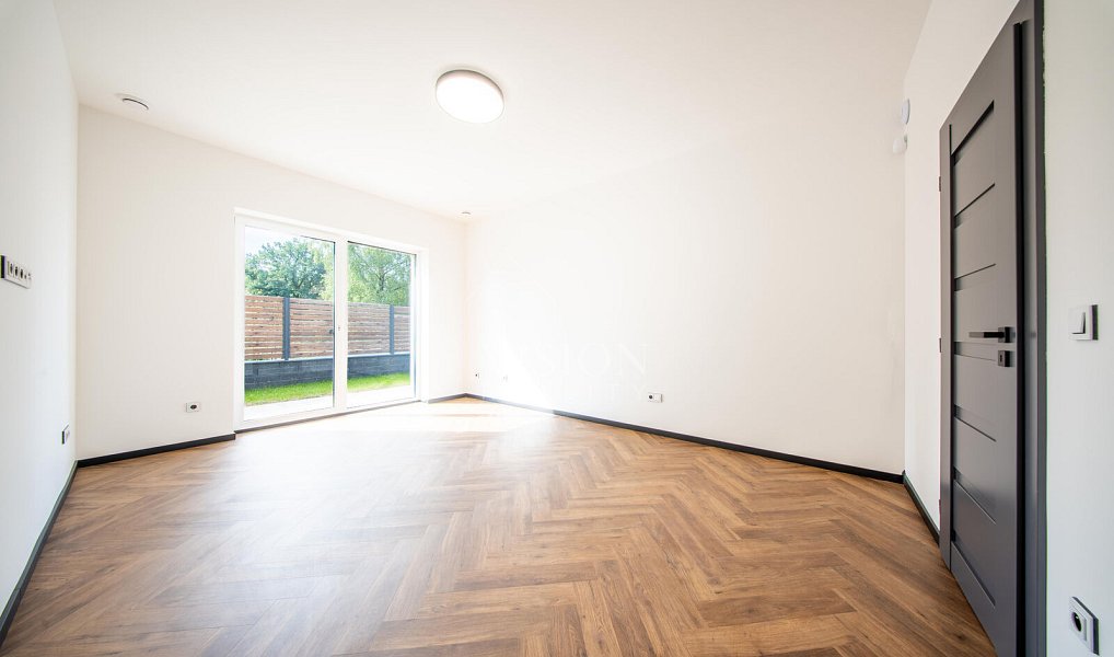 Prodej domu 272 m² s pozemkem 1 091 m², Kamenice – náhled fotky 16
