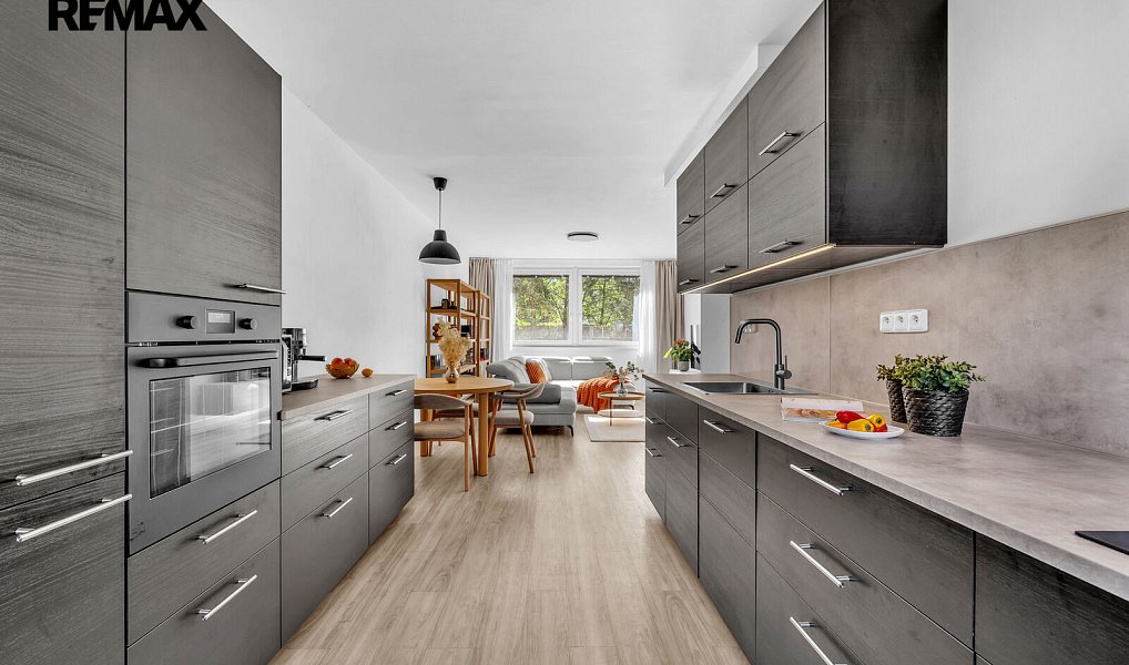 Prodej bytu 4+kk 97 m², Praha – náhled fotky 3
