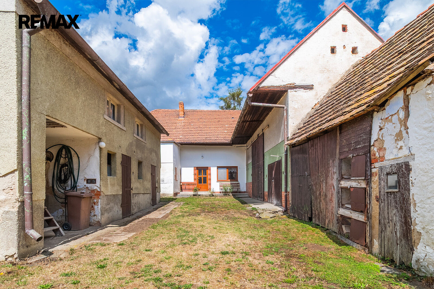 Prodej domu 93 m² s pozemkem 3 355 m² – fotografie 2