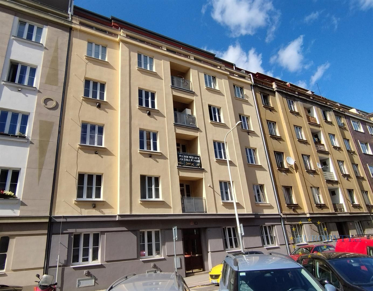 Pronájem bytu 2+kk 40 m²