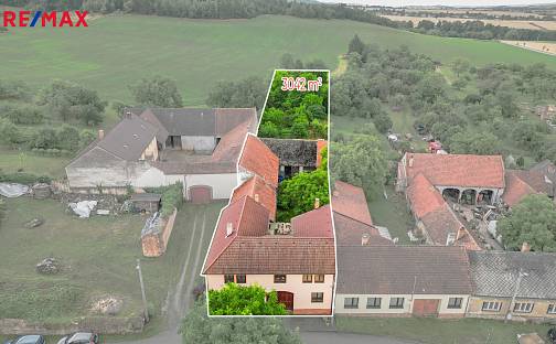 Prodej domu 380 m² s pozemkem 3 042 m², Uhřice, okres Blansko