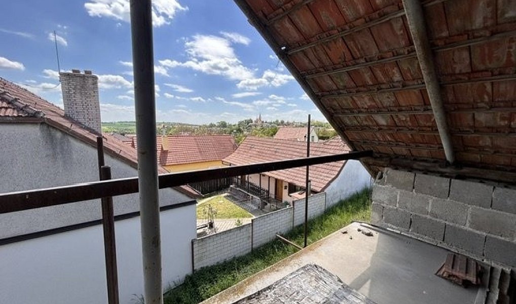 Prodej domu 288 m² s pozemkem 1 424 m², Kostelec – náhled fotky 11