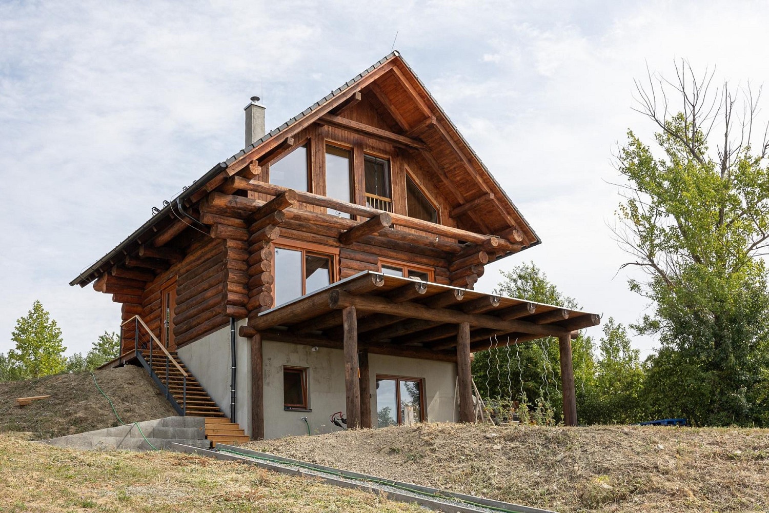 Prodej domu 122 m² s pozemkem 1 322 m²