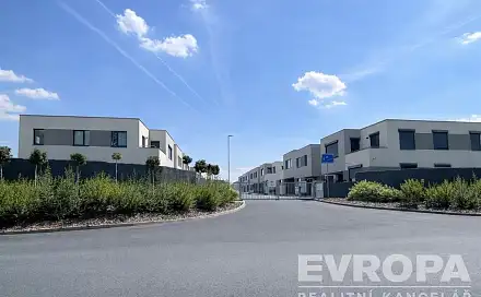 Prodej domu 158 m² s pozemkem 212 m², Na Vršku, Kolín - Kolín IV