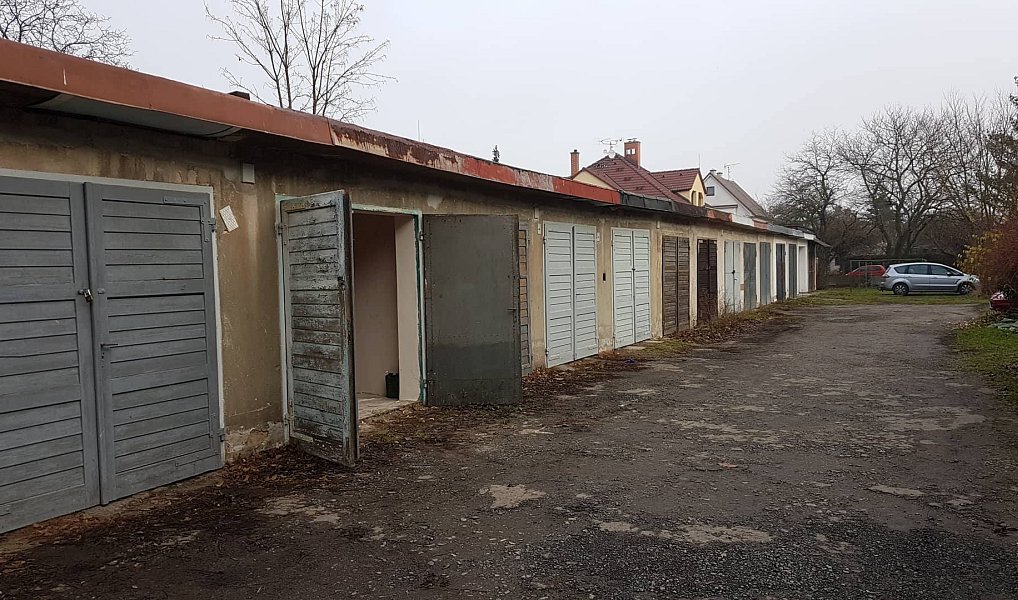 Pronájem Garáže 18 m2 Pardubice – Sezemická., Pardubice – náhled fotky 6