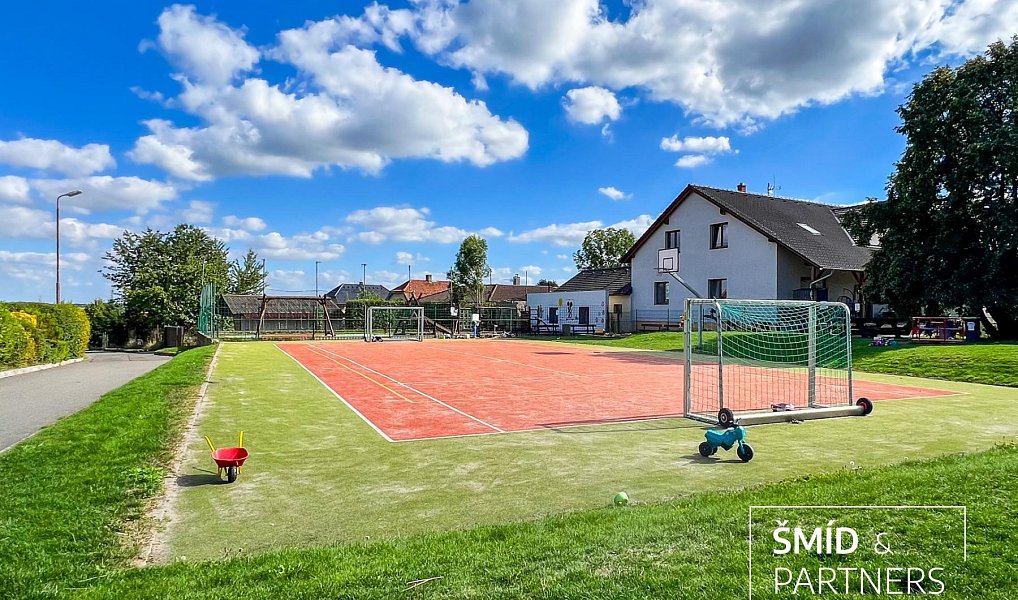 Prodej domu 112 m² s pozemkem 930 m², Krupá – náhled fotky 45
