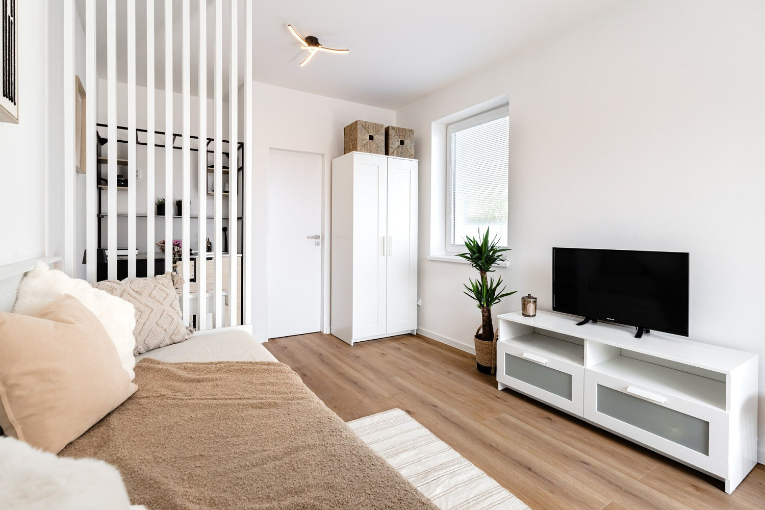 Prodej bytu 1+kk 17 m² — photo 3