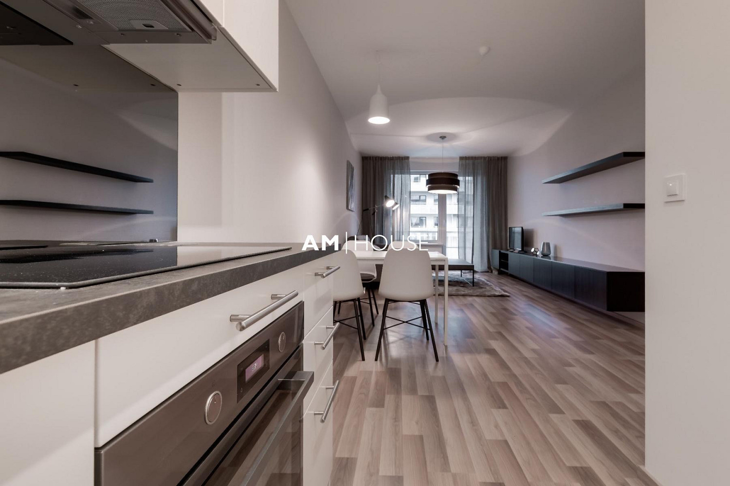 Pronájem bytu 2+kk 61 m² – fotografie 4