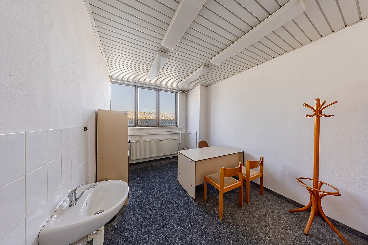 Pronájem kanceláře 14 m² – fotografie 2