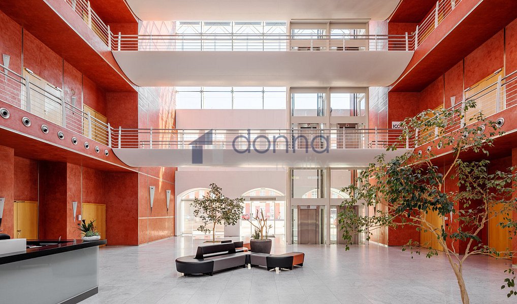 Pronájem kanceláře 201 m², Praha – náhled fotky 11