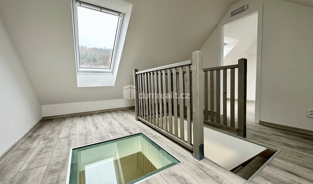 Prodej bytu 2+1 119 m², Karlovy Vary – náhled fotky 16