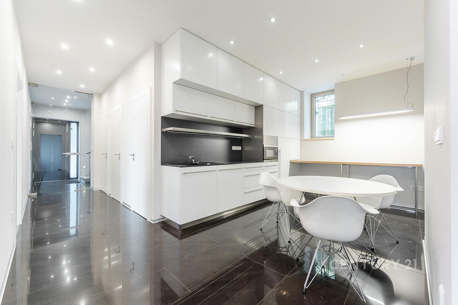 Pronájem kanceláře 115 m²