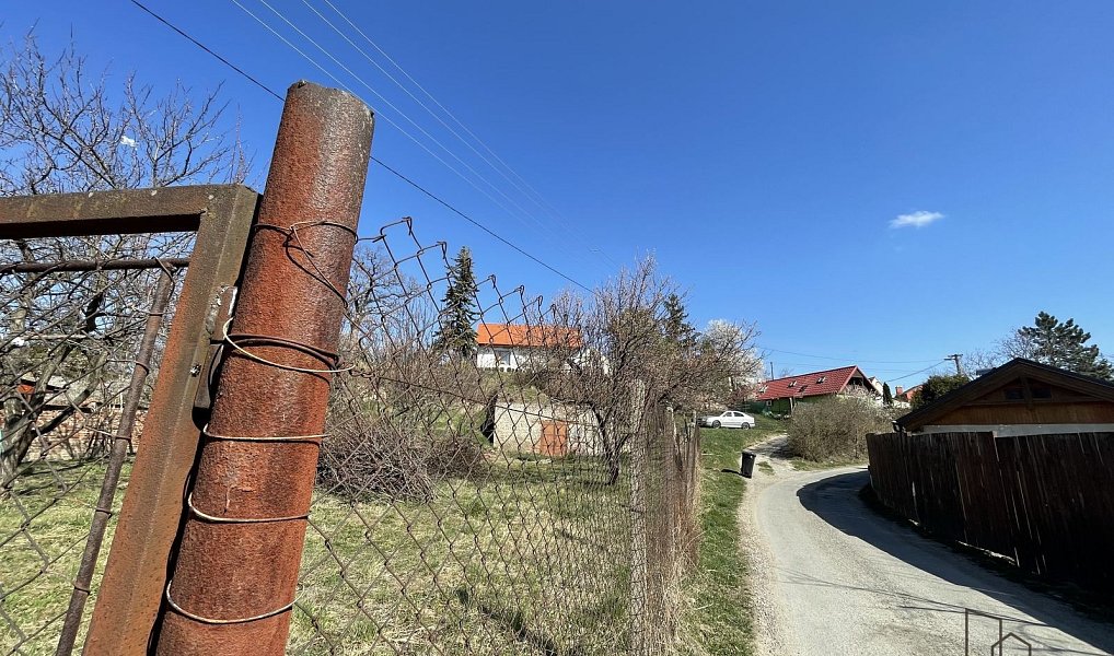 Prodej vinného sklepa s pozemkem (663 m2) ve Valticích-část Úvaly., Valtice – náhled fotky 16