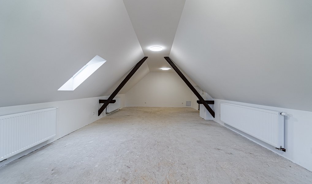 Prodej domu 343 m² s pozemkem 1 671 m², Liptál – náhled fotky 27
