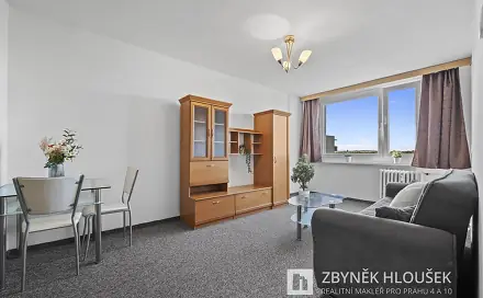 Prodej bytu 2+kk 42 m², Stříbrského, Praha 4 - Háje