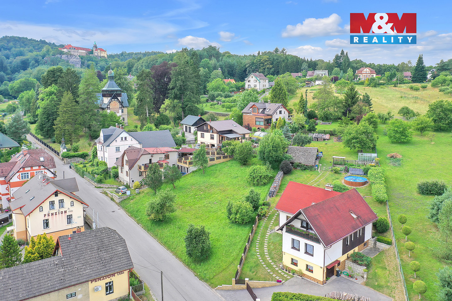 Prodej stavebního pozemku 928 m² — photo 2