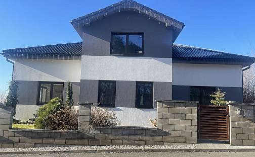 Prodej domu 155 m² s pozemkem 871 m², Sportovní, Bradlec, okres Mladá Boleslav