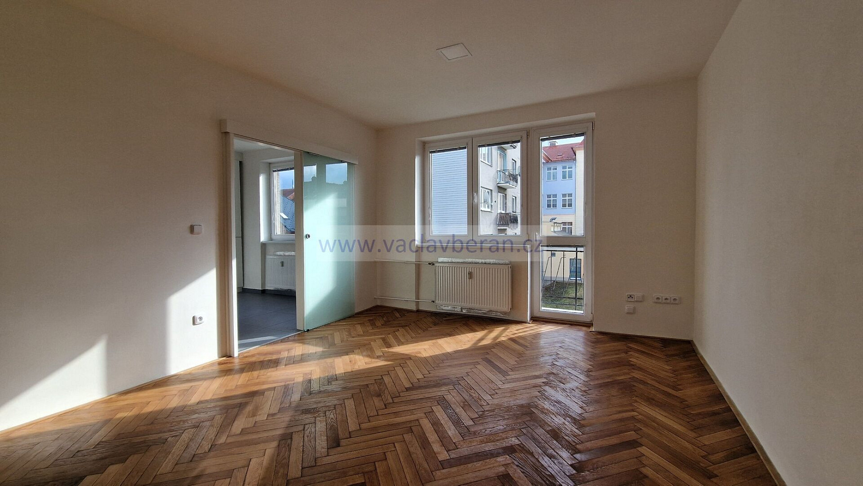 Pronájem bytu 1+1 34 m² — photo 3