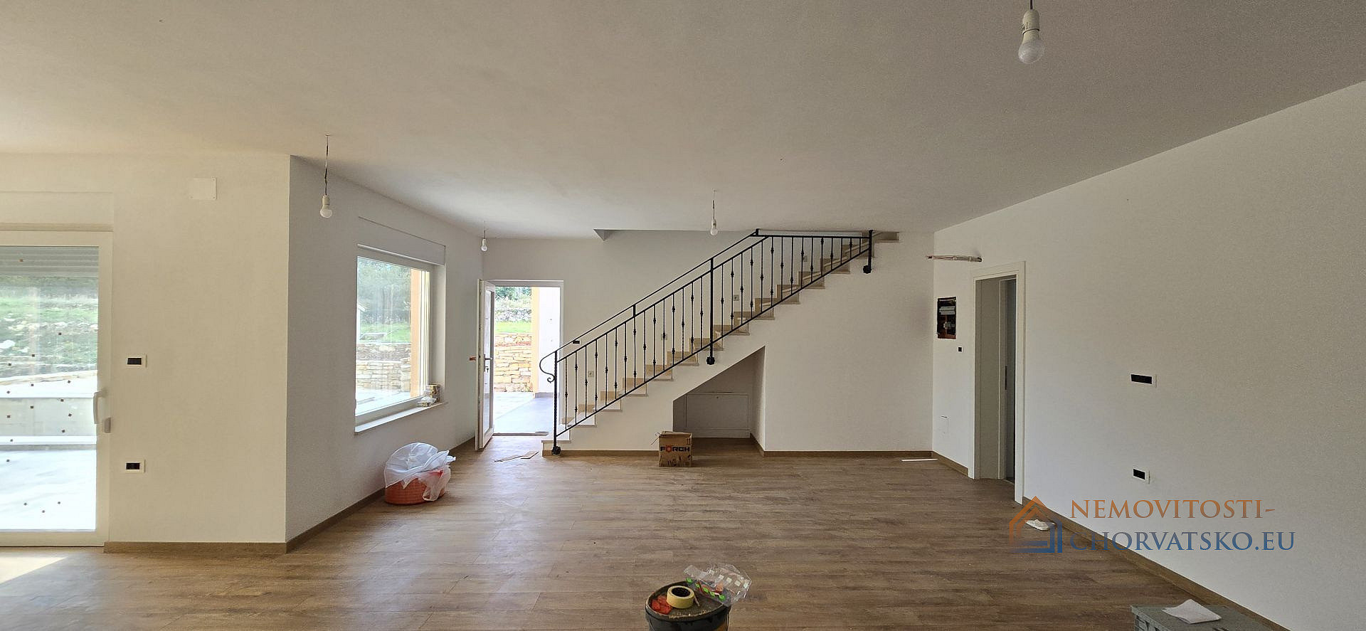 Prodej domu 190 m² s pozemkem 9 784 m² - Meer