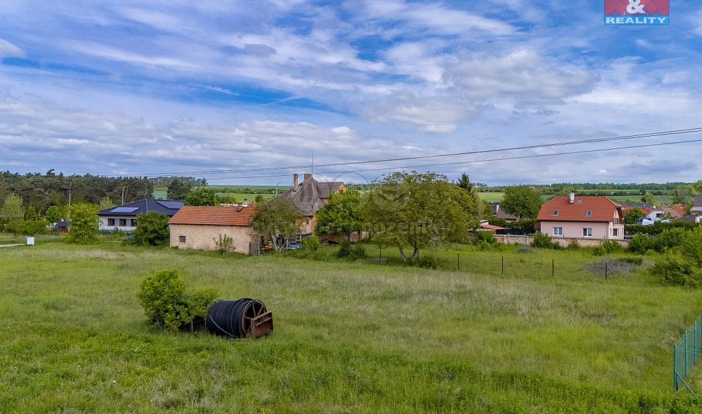 Prodej stavebního pozemku 2 292 m², Konětopy – náhled fotky 4