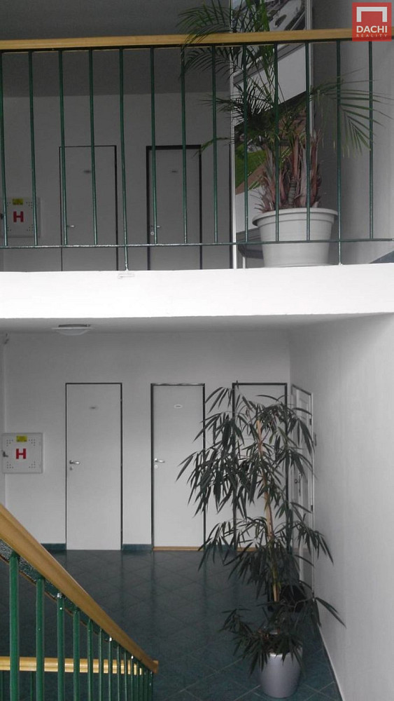 Pronájem kanceláře 20 m² – fotografie 3
