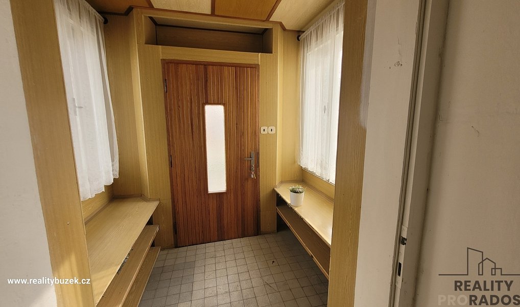Prodej domu 110 m² s pozemkem 1 653 m², Cholina – náhled fotky 13