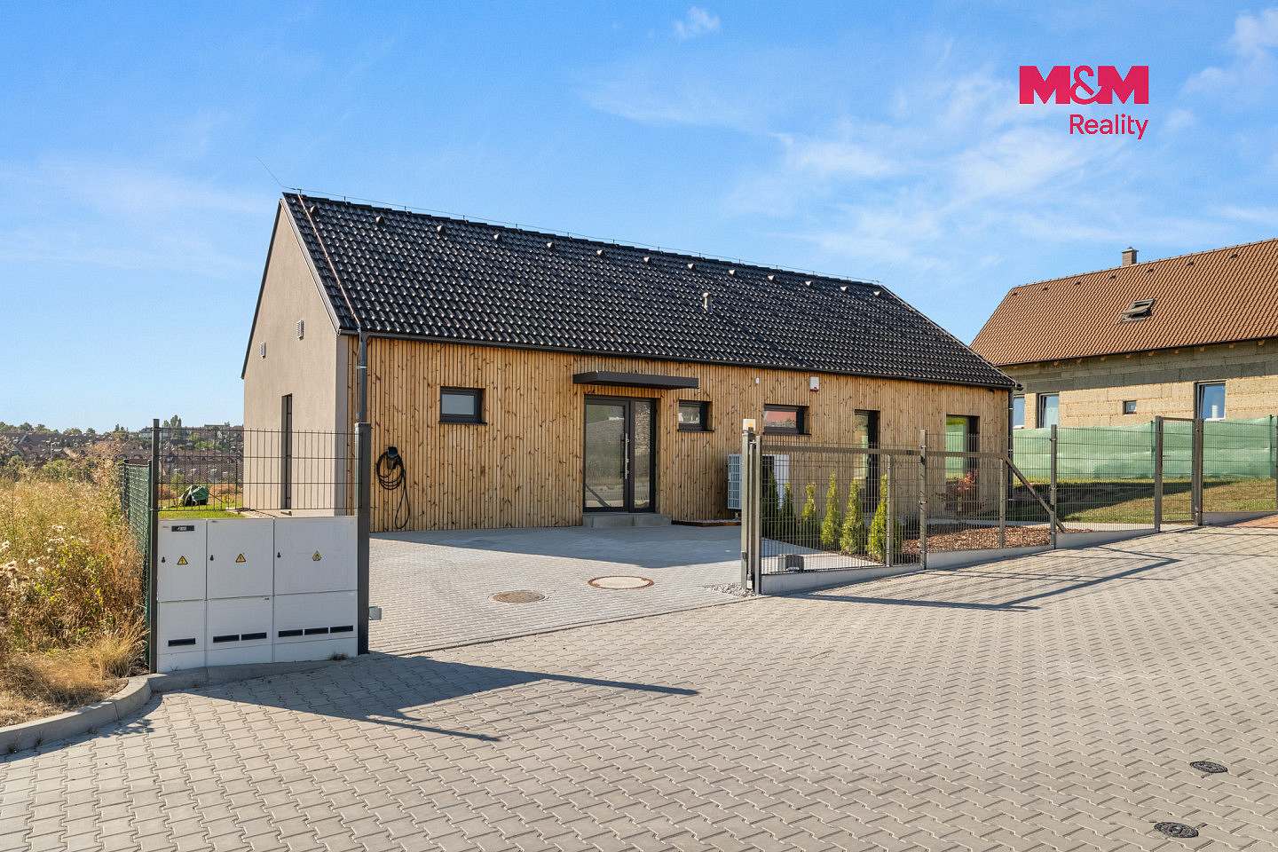 Prodej domu 112 m² s pozemkem 886 m² – fotografie 2
