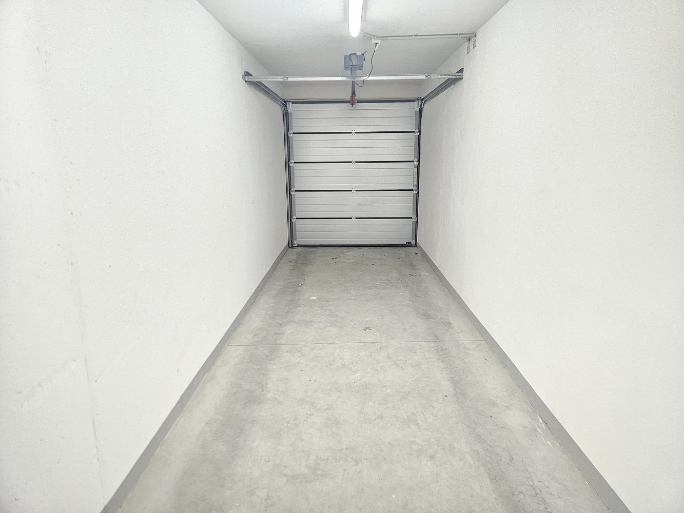 Pronájem garážové stání, 15 m2 - Brno - Zábrdovice – fotografie 5