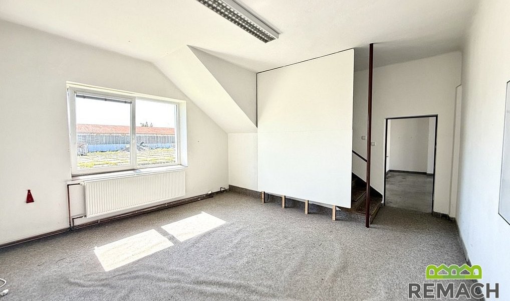 Pronájem skladovacích prostor 54 m², Uherské Hradiště – náhled fotky 3