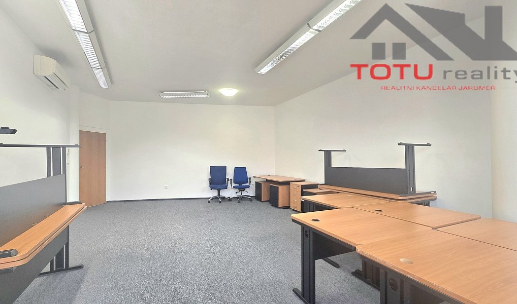 Pronájem kanceláře 39 m², Chrudim – náhled fotky 4