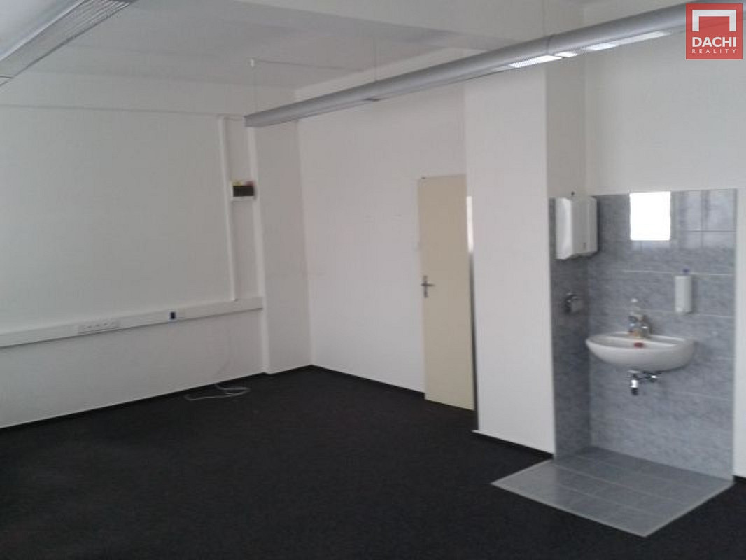 Pronájem kanceláří od 18m² až po 180m², Olomouc ulice Kosmonautů – pohled 2