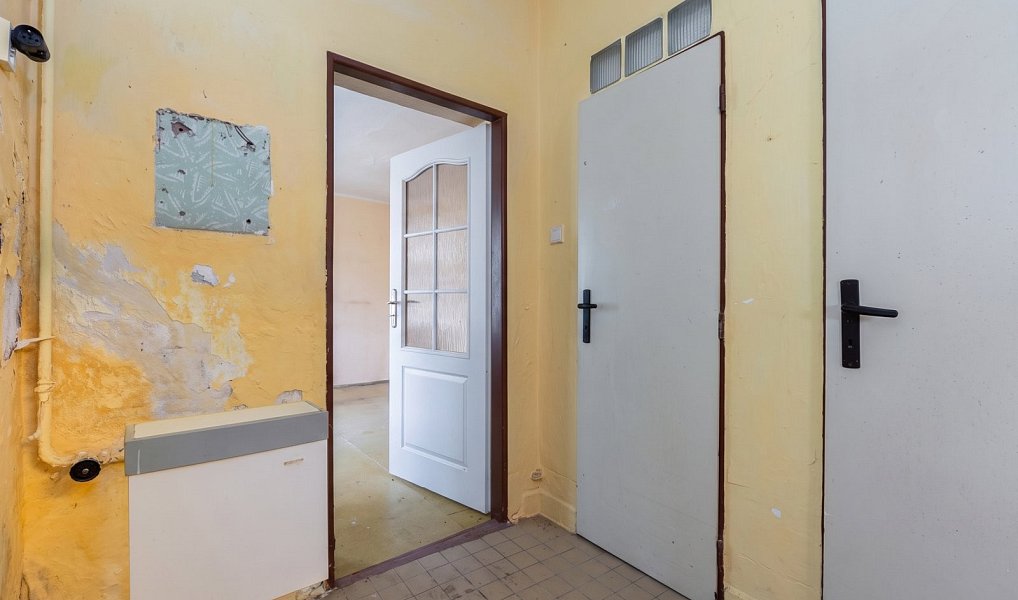 Prodej domu 120 m² s pozemkem 877 m², Lužice – náhled fotky 11