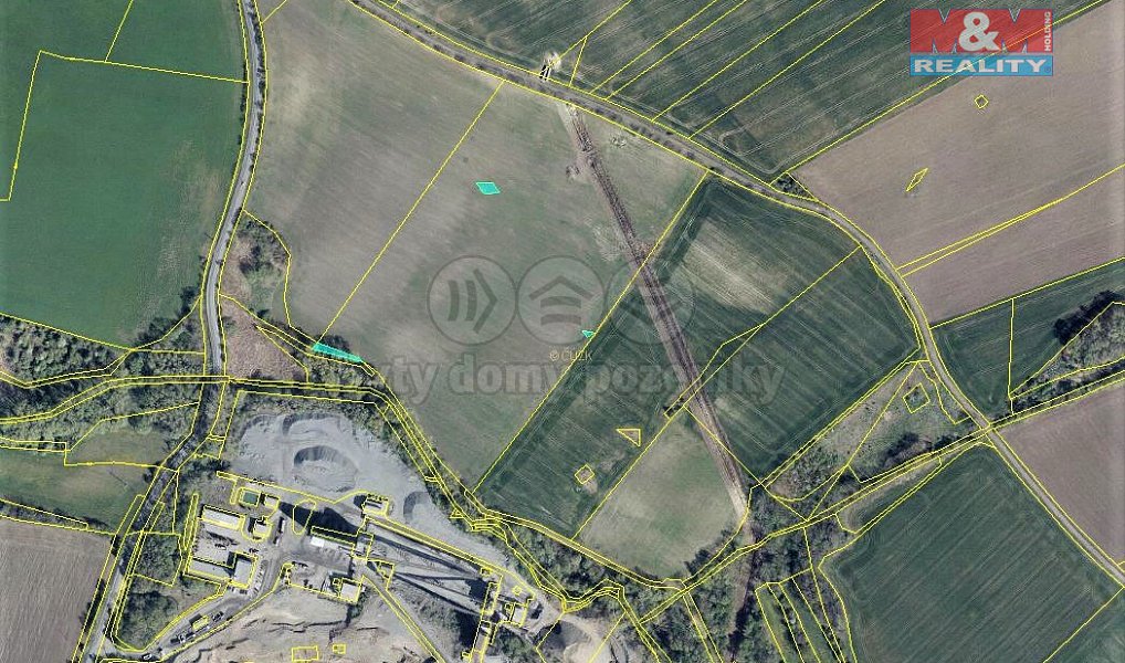 Prodej pozemku 2 008 m², Měrunice – náhled fotky 7