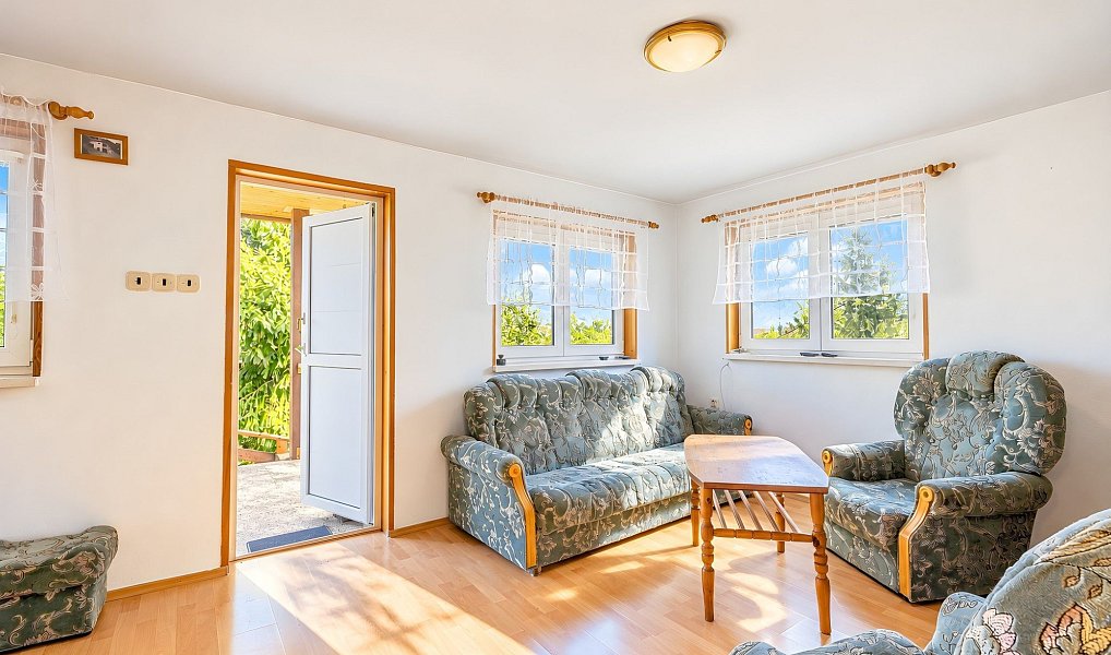 Prodej chaty/chalupy 110 m² s pozemkem 1 834 m², Ptení – náhled fotky 18