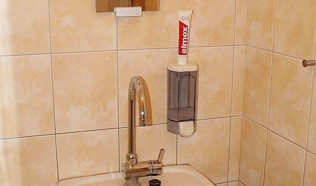 Pronájem obchodních prostor 103 m², Benešov – náhled fotky 6